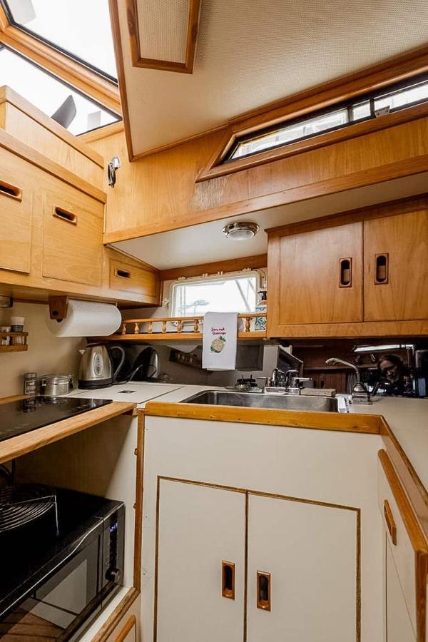 2Br Spacious & Comfy 43' Yacht - Heat & Ac - On The Freedom Trail - Best Nights Sleep Boston Bagian luar foto